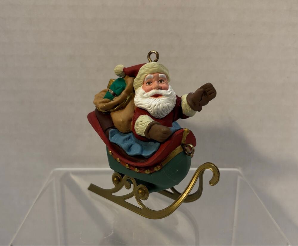 Vintage 1992 Hallmark Santa Claus Keepsake Ornament from Santa & His Reindeer